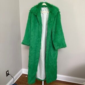 MILKWHITE LONG FAUX FUR COAT – GREEN OVERISZED SMALL